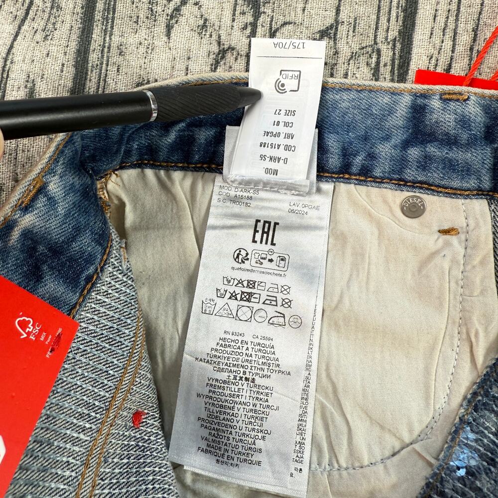 Diesel D-Ark-S5 Women’s Jeans Size 27 – Premium Straight-Leg Denim – NWT $1195 - Picture 12 of 15